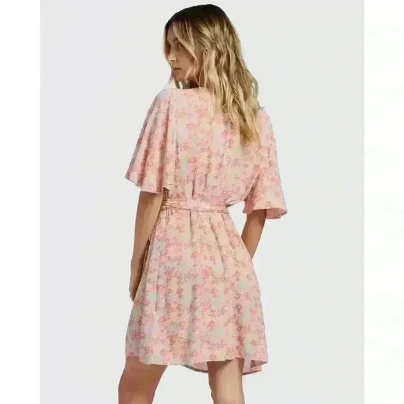 Billabong All for You Mini Dress Color Soft n Peachy 100% Viscose Size L - Picture 2 of 8